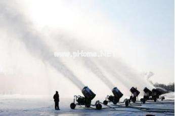 造雪机喷射效果.jpg
